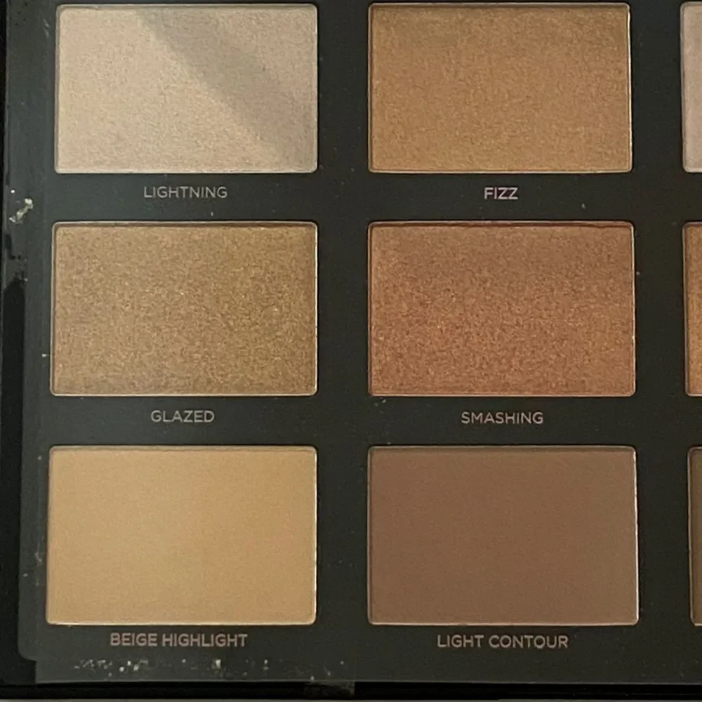 Profusion Cosmetics Sculp & Glow Palette with Brush